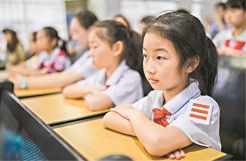 擦亮中小学思政课“亲切的面孔”